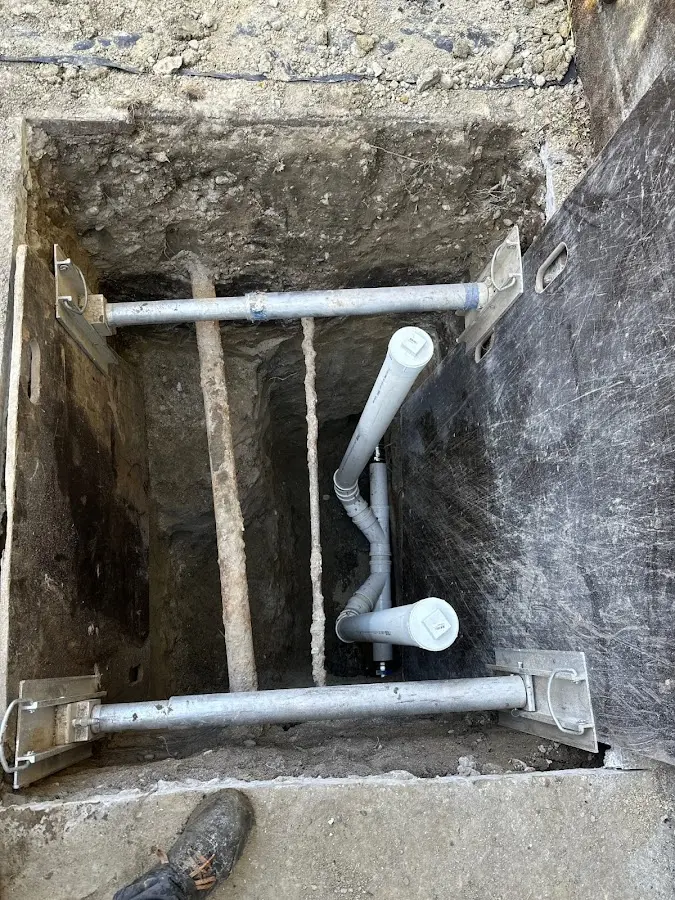 Experienced plumber completing Gas Line Repair work in Batesburg-Leesville